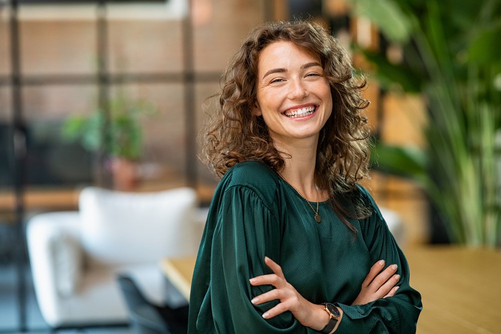 Mujeres Empresarias, Joint, Smile, Plant, Fashion, Happy, Gesture