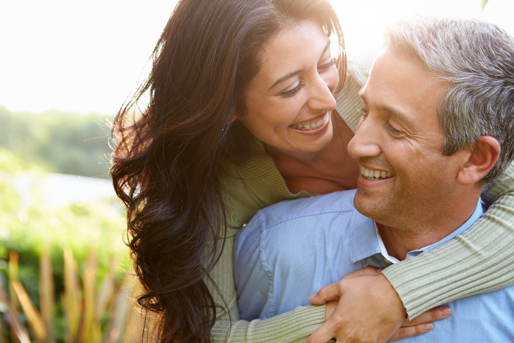 Middle Aged Couple, Face, Smile, Shirt, People in nature, Plant, Happy, Iris, Gesture